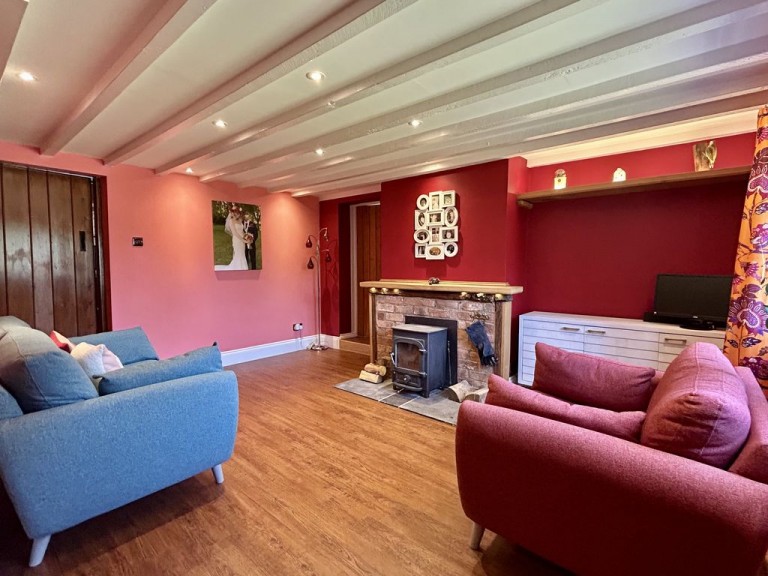 Cherrington, Newport