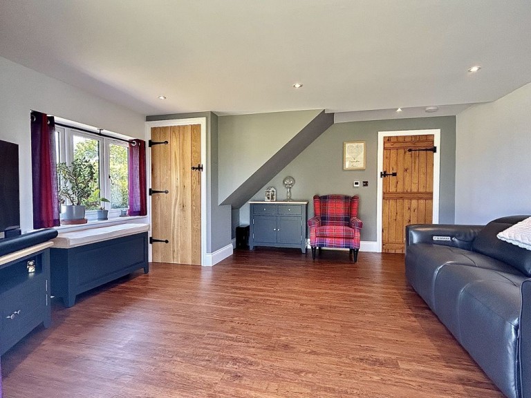 Cherrington, Newport