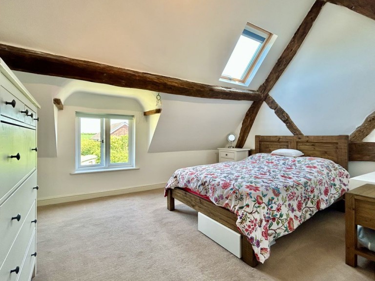 Cherrington, Newport