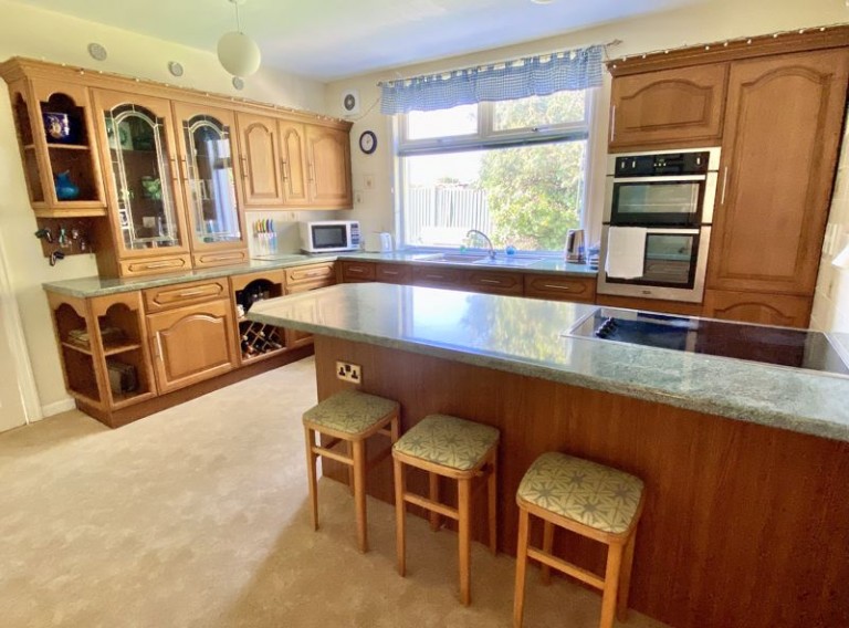 Chetwynd Aston, Newport