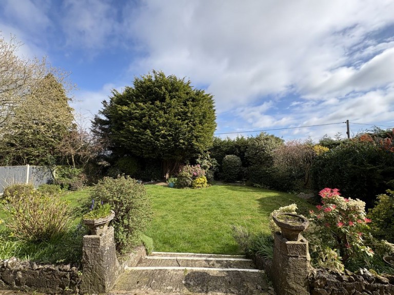 Chetwynd Aston, Newport