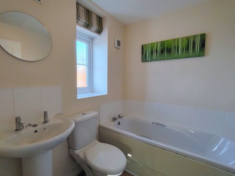 Highlander Drive, Donnington, Telford