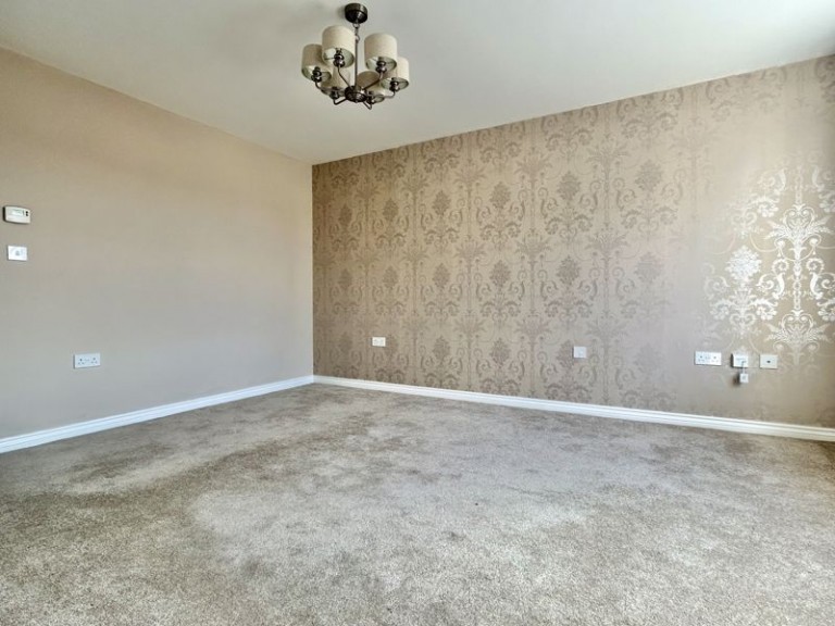 Palisade Close, Newport