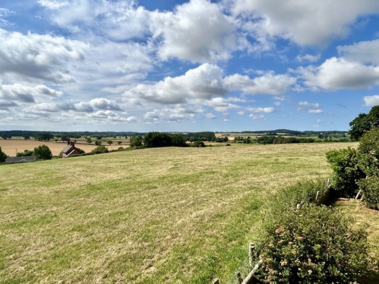 Moreton Bank Cottages, Moreton, Newport