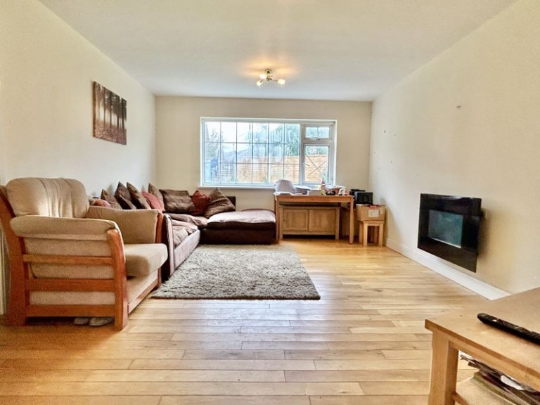 Vineyard Road, Newport