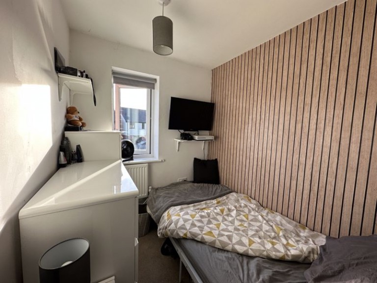 Bridle Walk, Donnington, Telford