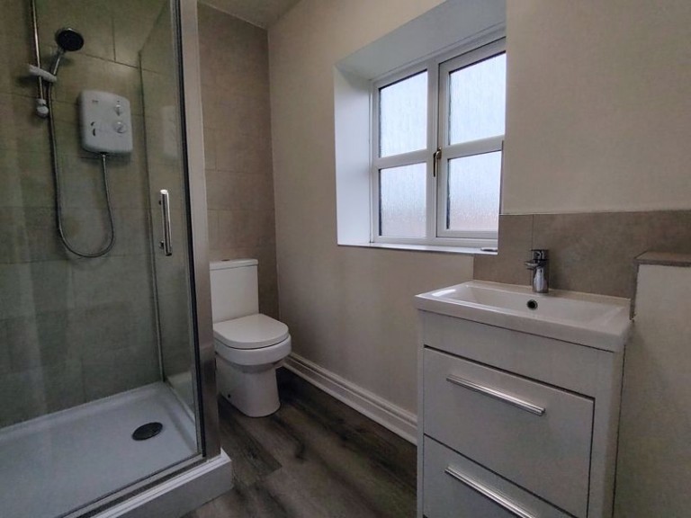 Audley Avenue, Newport