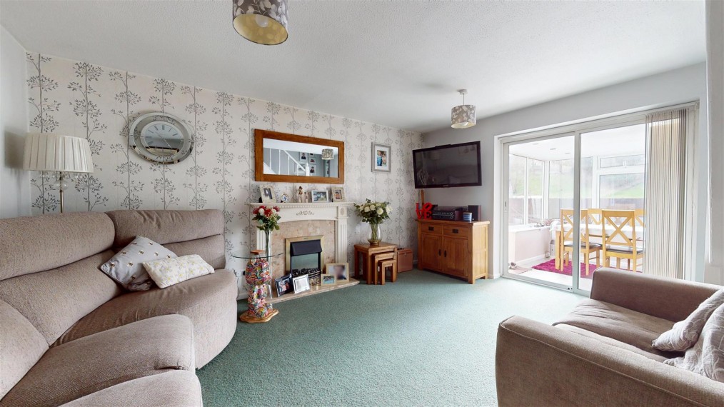 Pines Way, Radstock