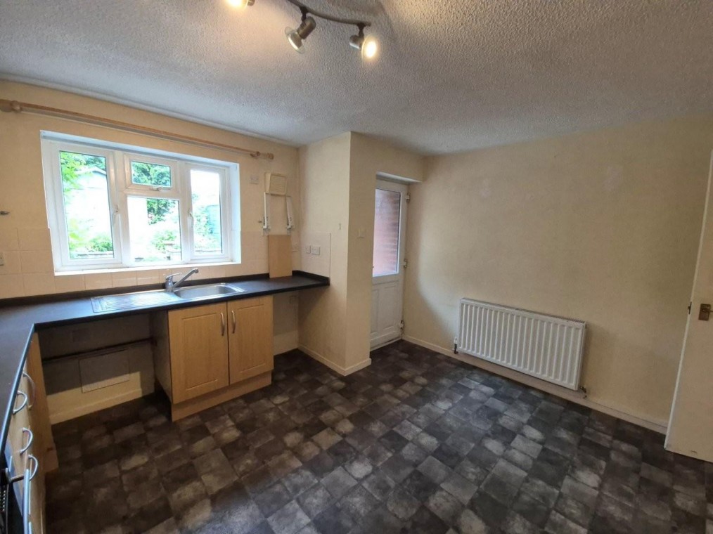Walnut Tree Close, Wells