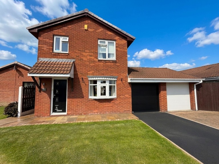 Belvedere Parade, Bramley, S66