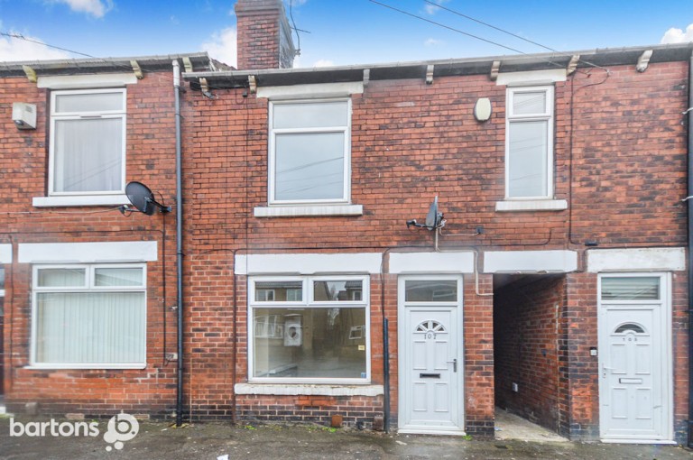 Middle Lane, Clifton