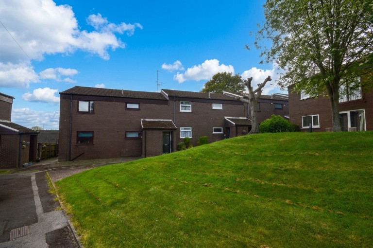 Furnival Way, Whiston, S60