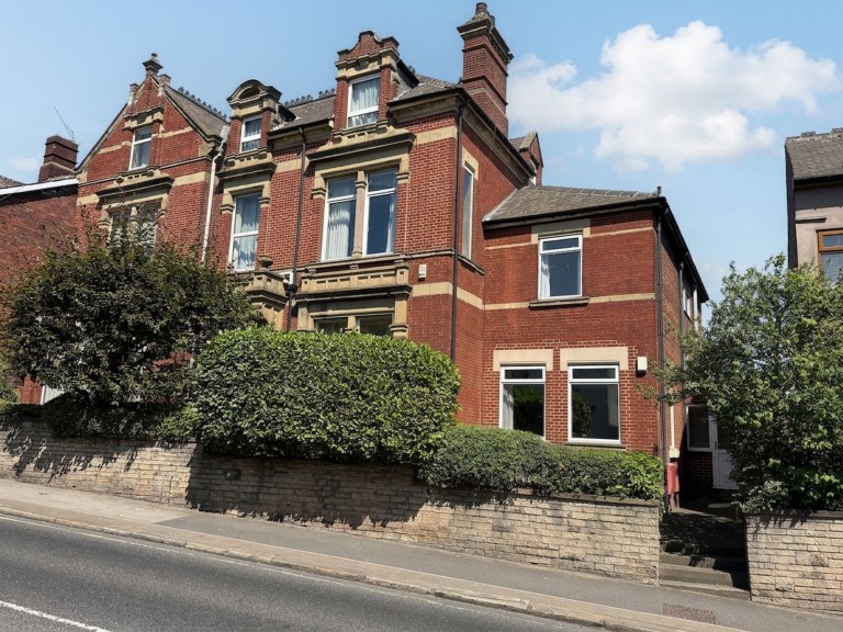 Rawmarsh Hill, Parkgate, S62