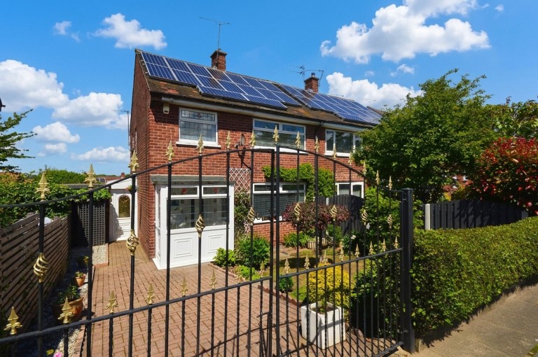 Roughwood Road, Rotherham, S61