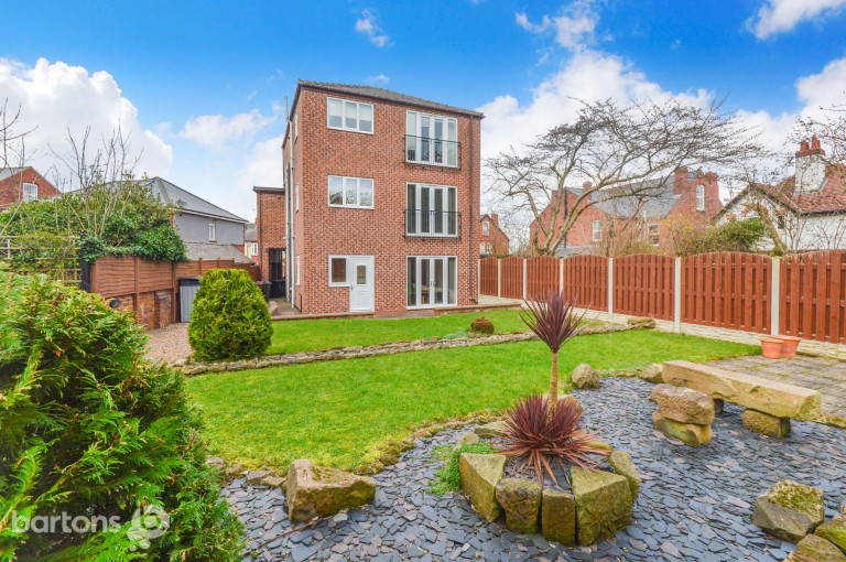 Broom Crescent, Rotherham, S60