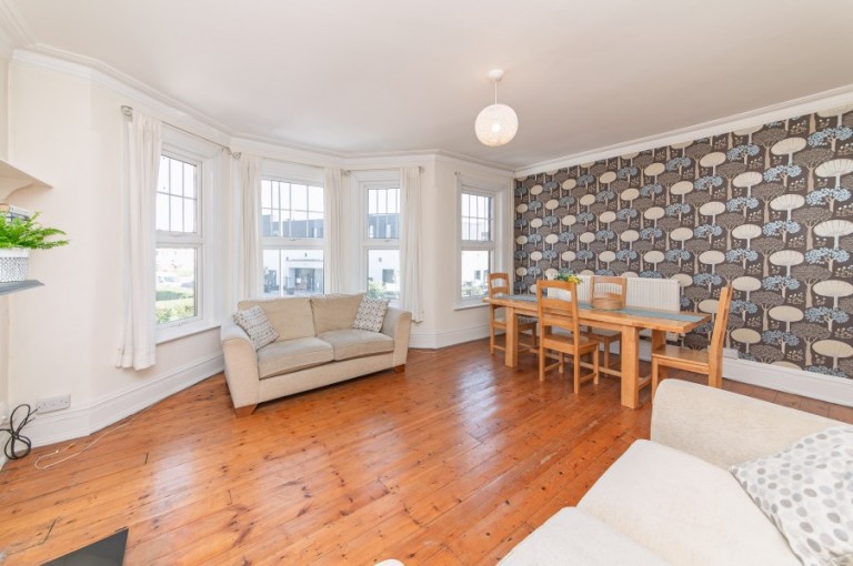 GRANVILLE ROAD, NORTH FINCHLEY, N12