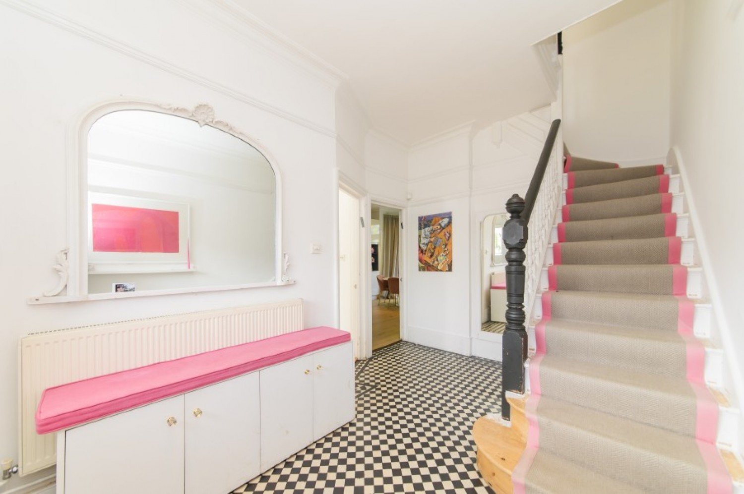 CHISLEHURST AVENUE, N FINCHLEY, N12