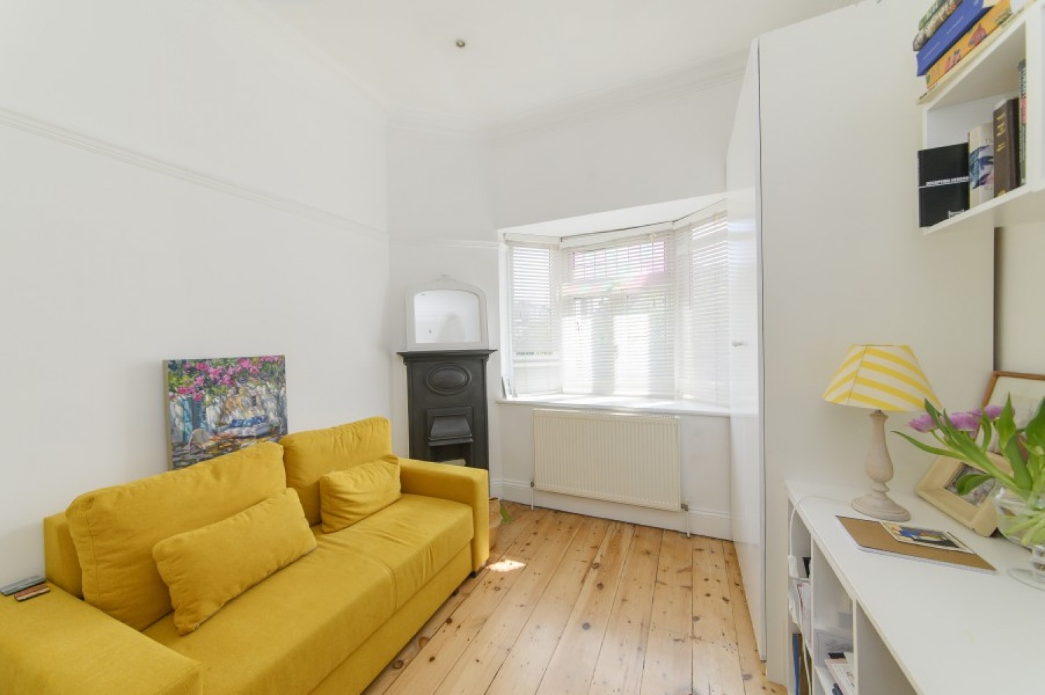 CHISLEHURST AVENUE, N FINCHLEY, N12