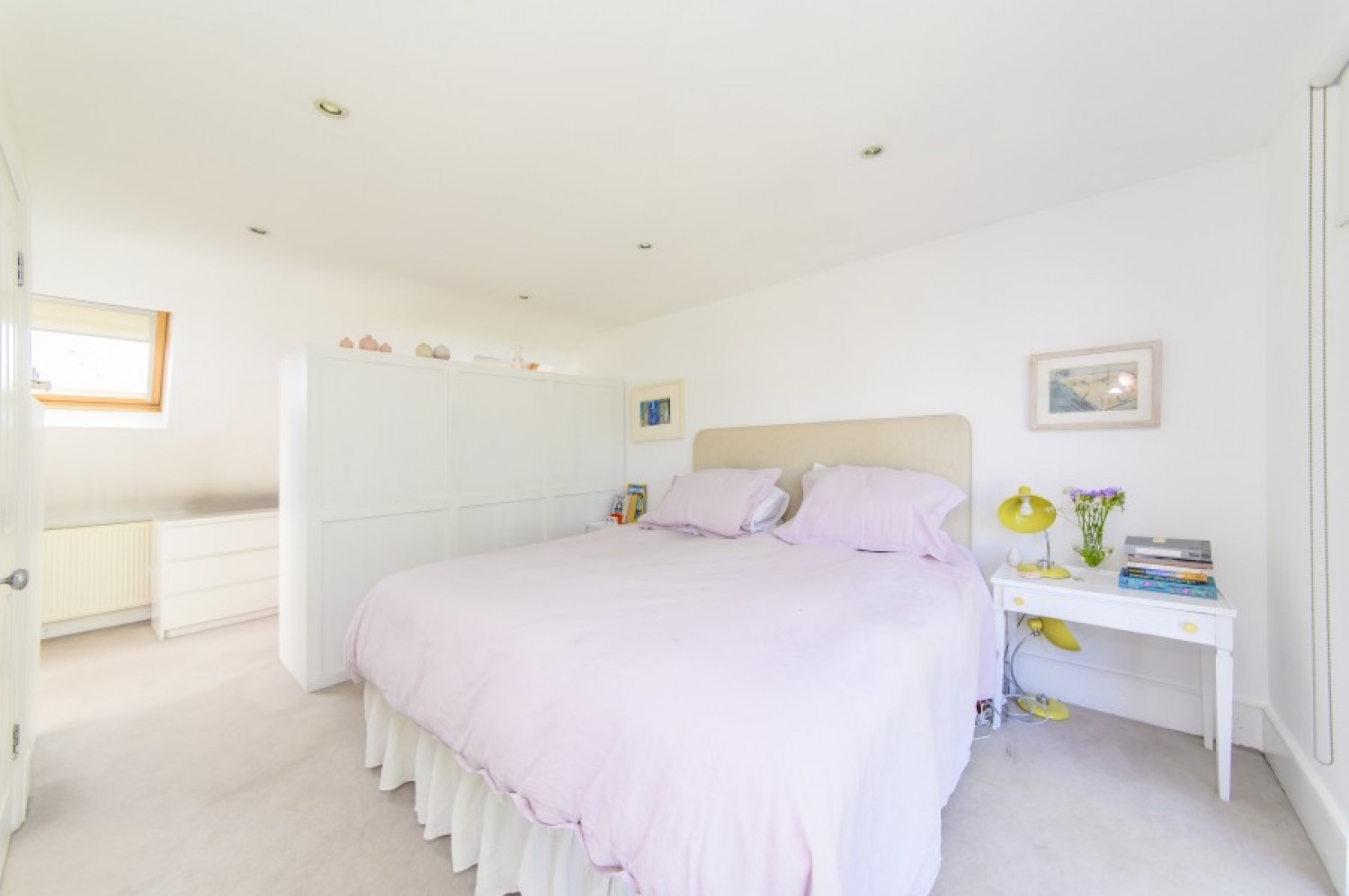 CHISLEHURST AVENUE, N FINCHLEY, N12
