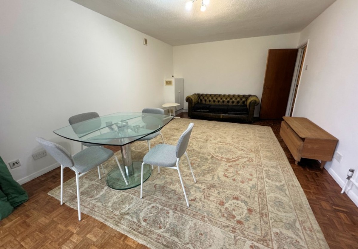 ETCHINGHAM PARK ROAD, FINCHLEY, N3