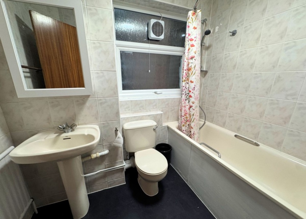 ETCHINGHAM PARK ROAD, FINCHLEY, N3