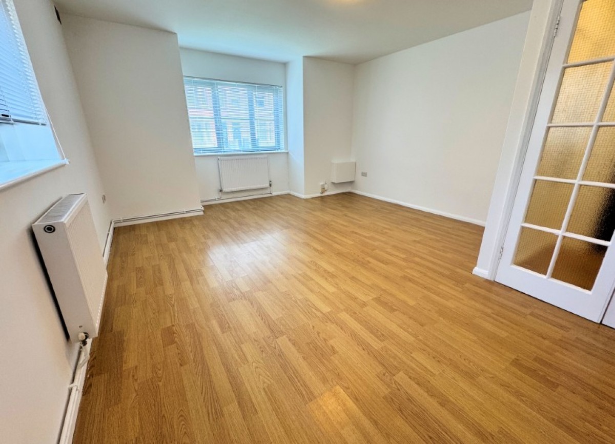 LONG LANE, FINCHLEY, N3