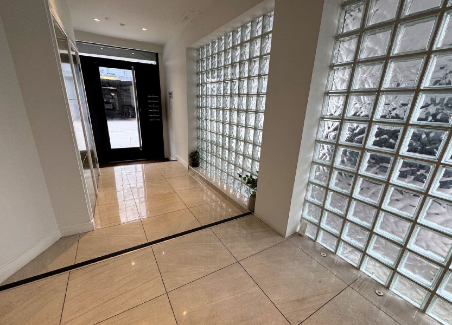 DOLLIS MEWS, DOLLIS PARK, FINCHLEY, N3