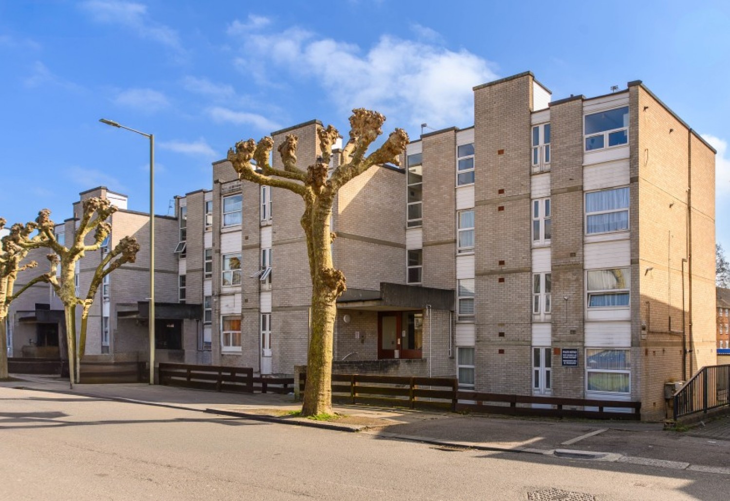 CHRISTCHURCH AVENUE, NORTH FINCHLEY, N12