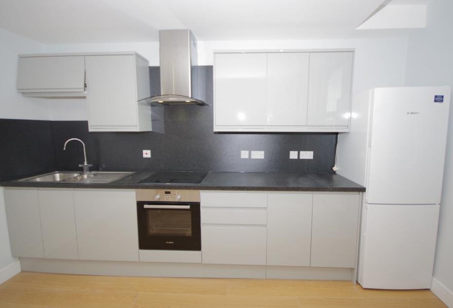 BALLARDS LANE, FINCHLEY, N3