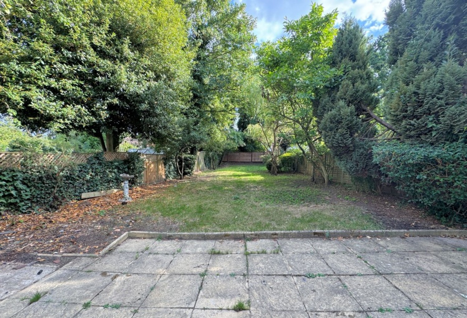 RAVENSDALE AVE, NORTH FINCHLEY, N12