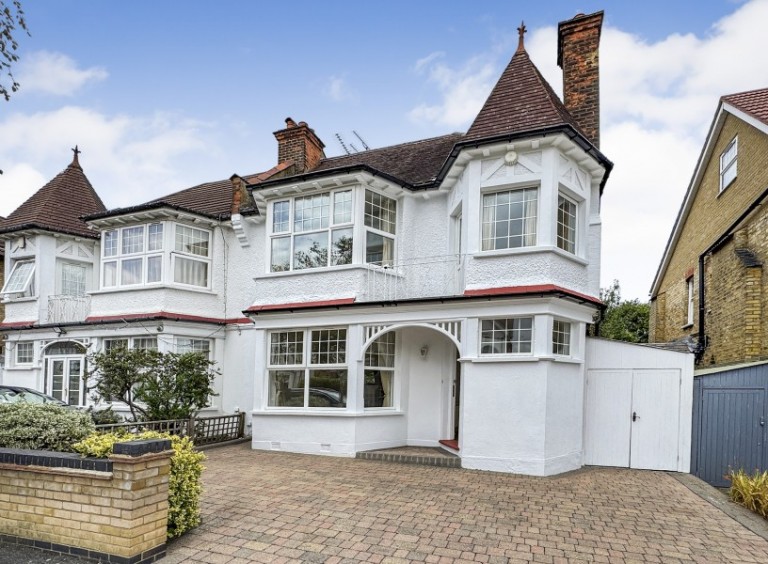 PARK CRESCENT, FINCHLEY, N3