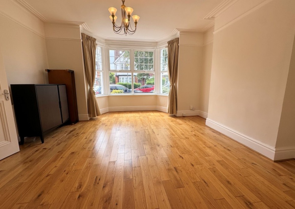 PARK CRESCENT, FINCHLEY, N3