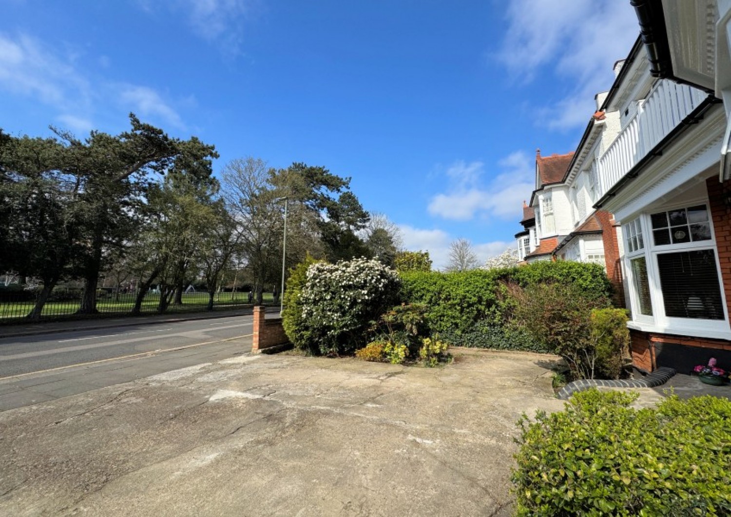 ETCHINGHAM PARK ROAD, FINCHLEY, N3