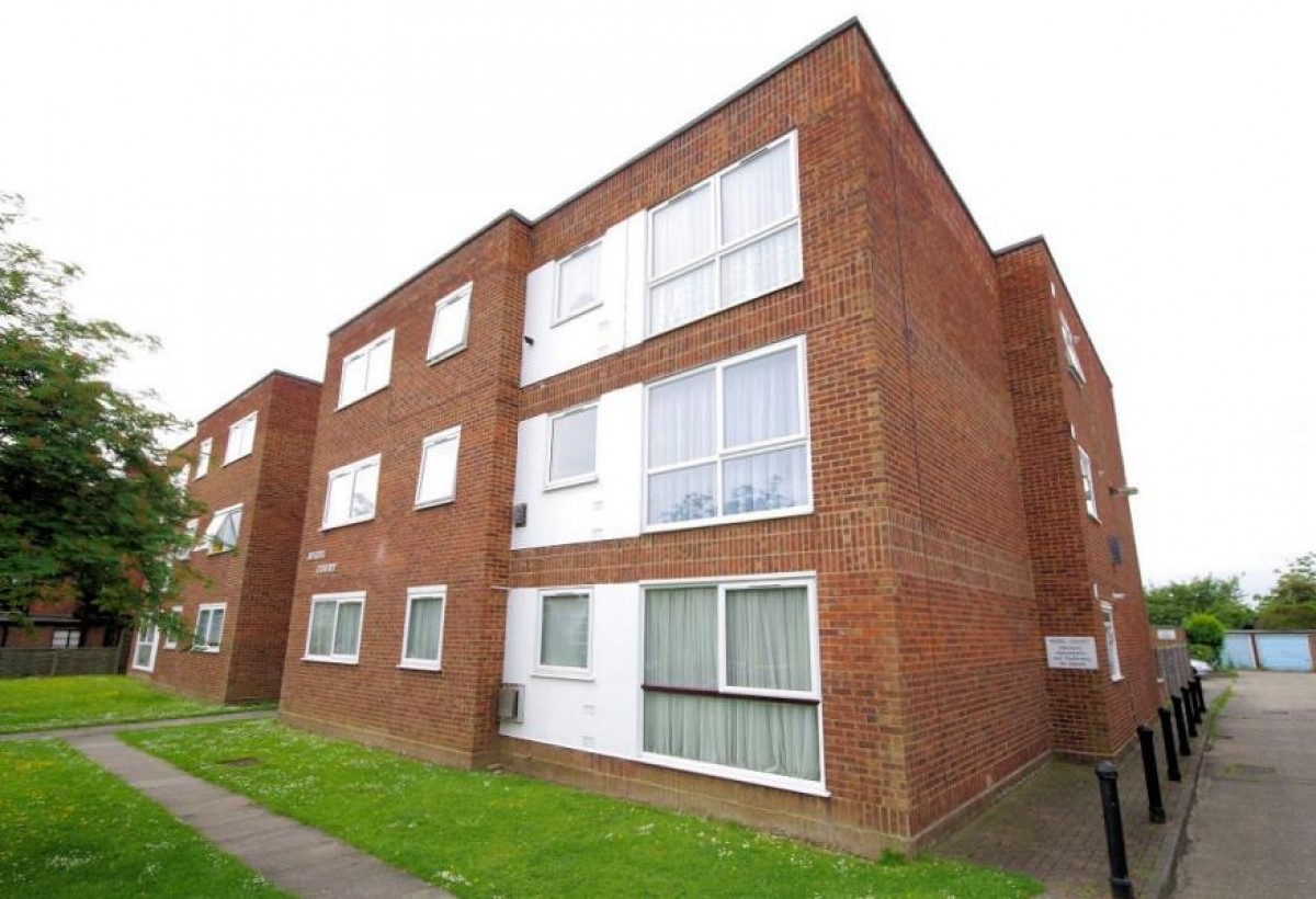 SEYMOUR ROAD, FINCHLEY, N3