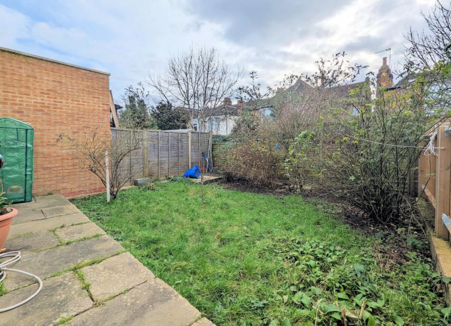 CLAVERLEY GROVE, FINCHLEY, N3