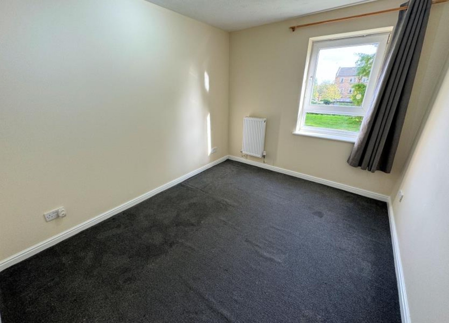 MARTOCK GARDENS, FRIERN BARNET, N11