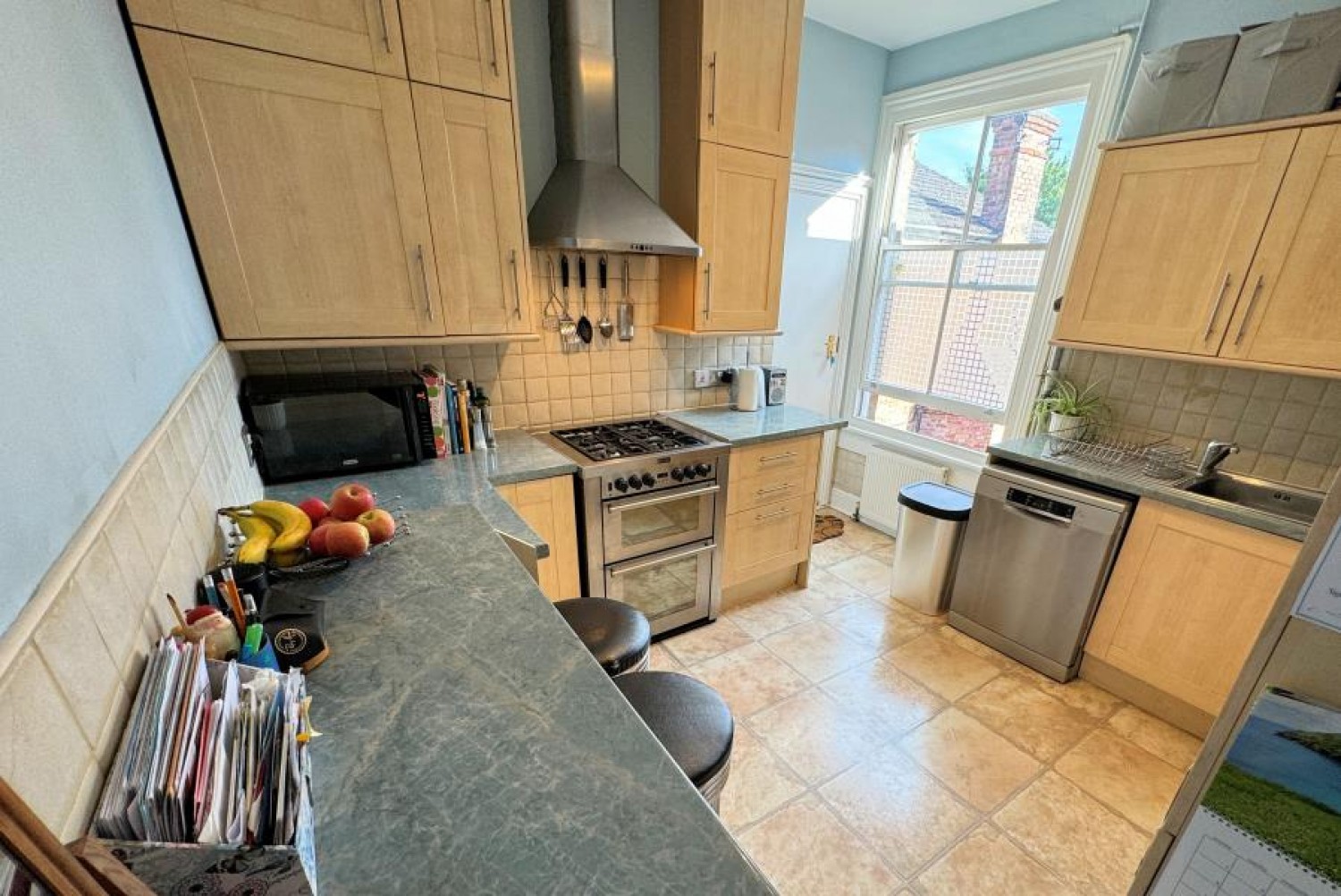 GRANVILLE ROAD, NORTH FINCHLEY, N12