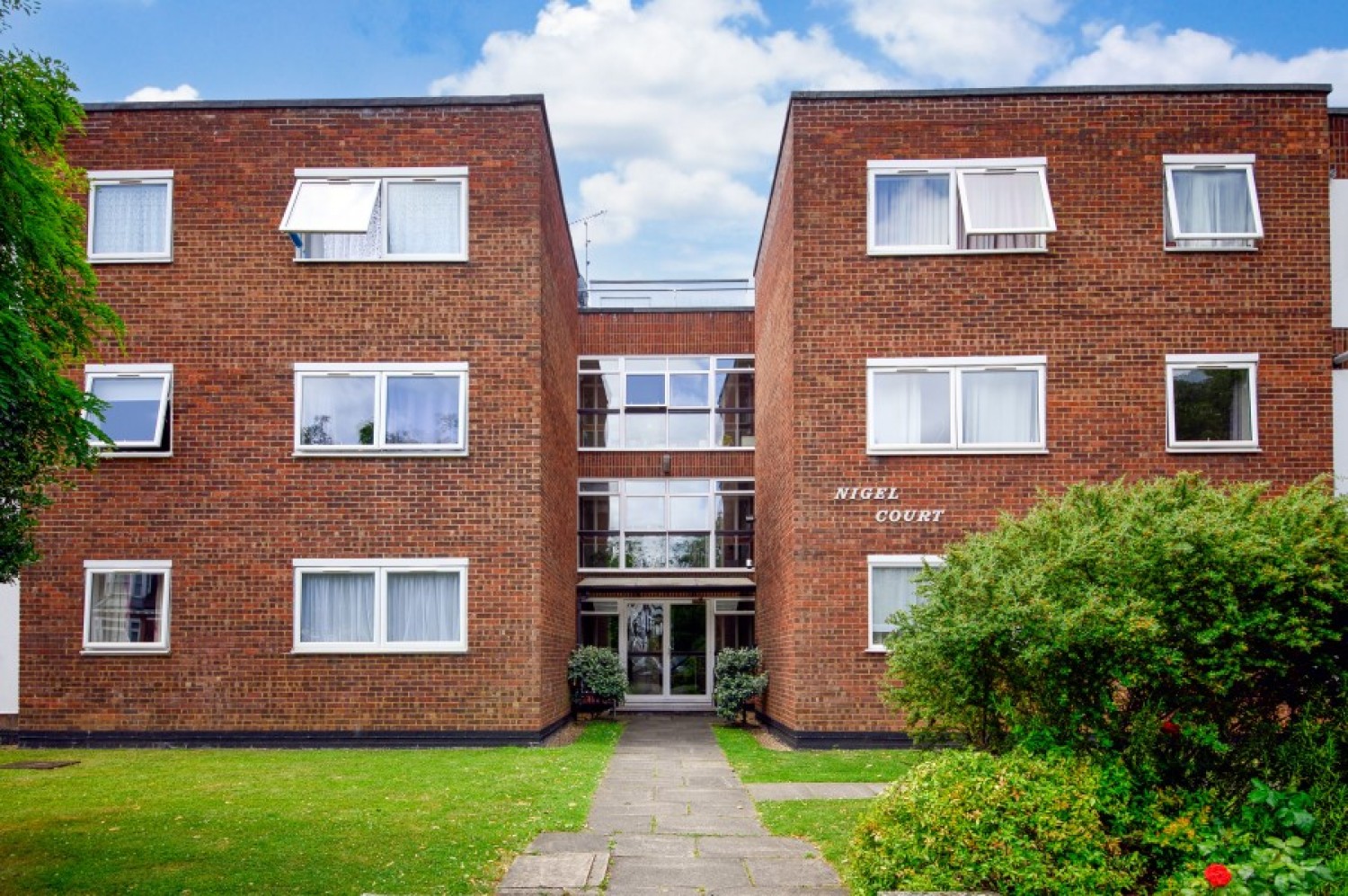 SEYMOUR ROAD, FINCHLEY, N3 2NF