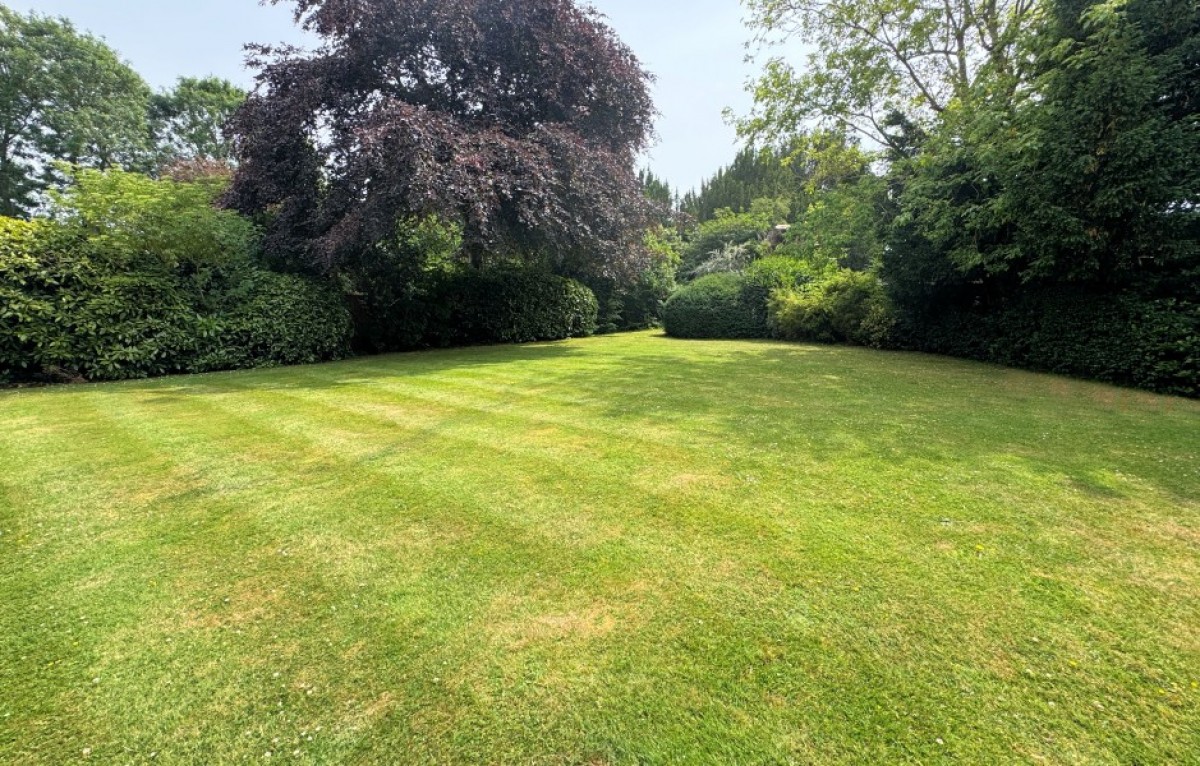 SEYMOUR ROAD, FINCHLEY, N3 2NF