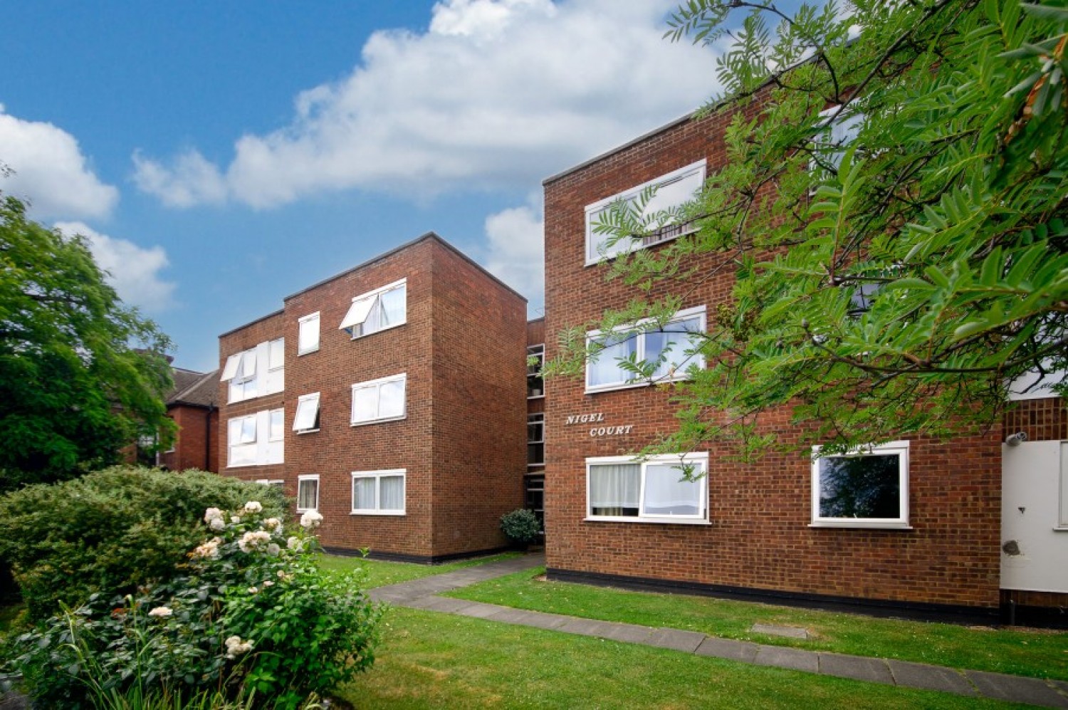 SEYMOUR ROAD, FINCHLEY, N3 2NF