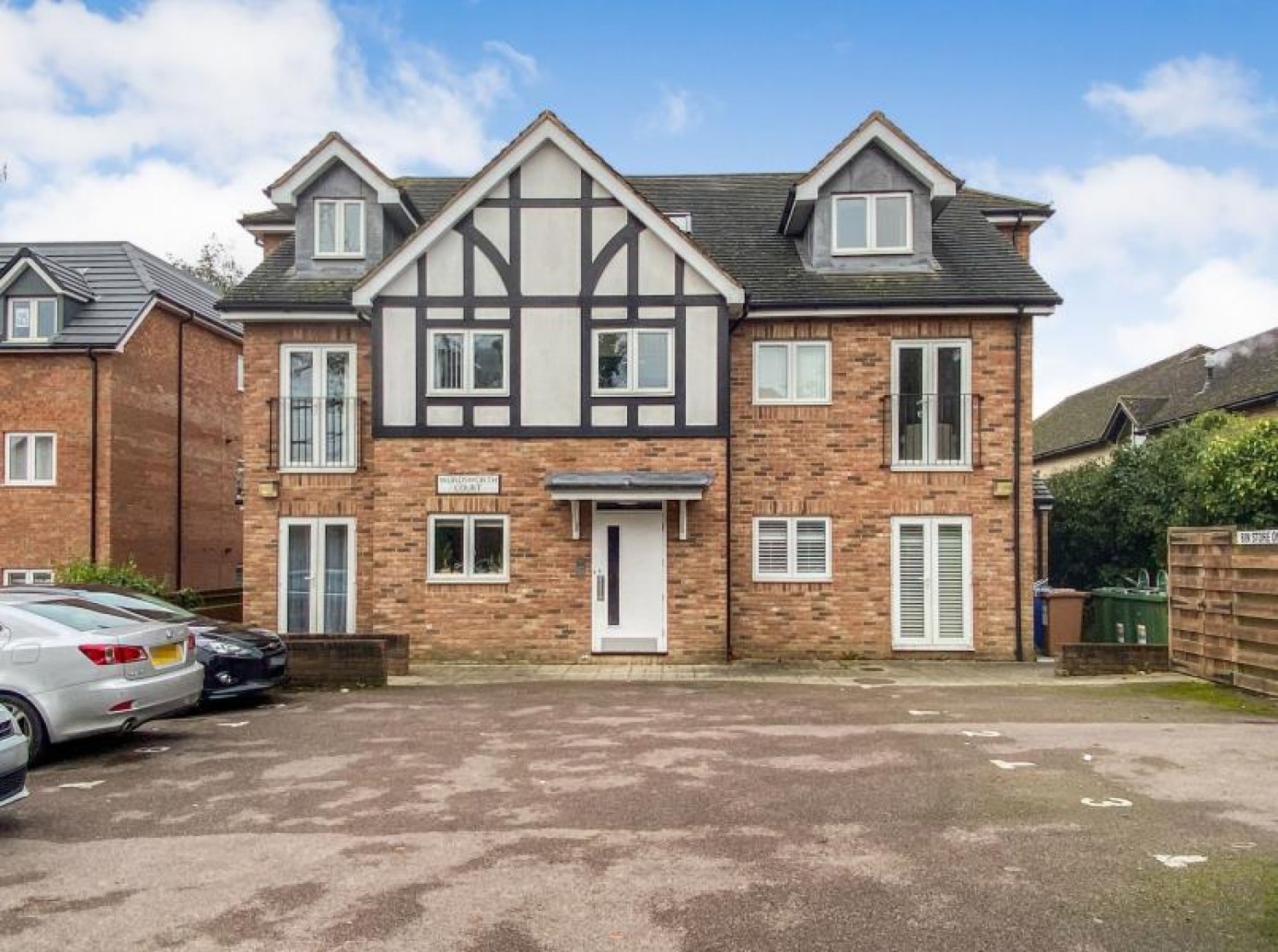 PARK AVENUE, KNEBWORTH, SG3