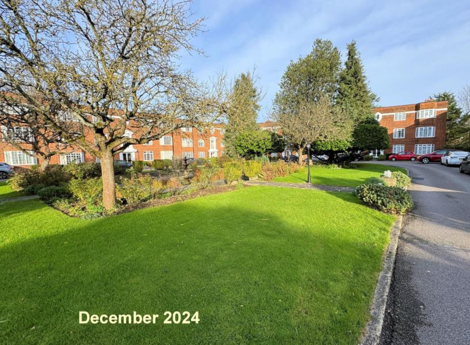 BALLARDS LANE, FINCHLEY, N3