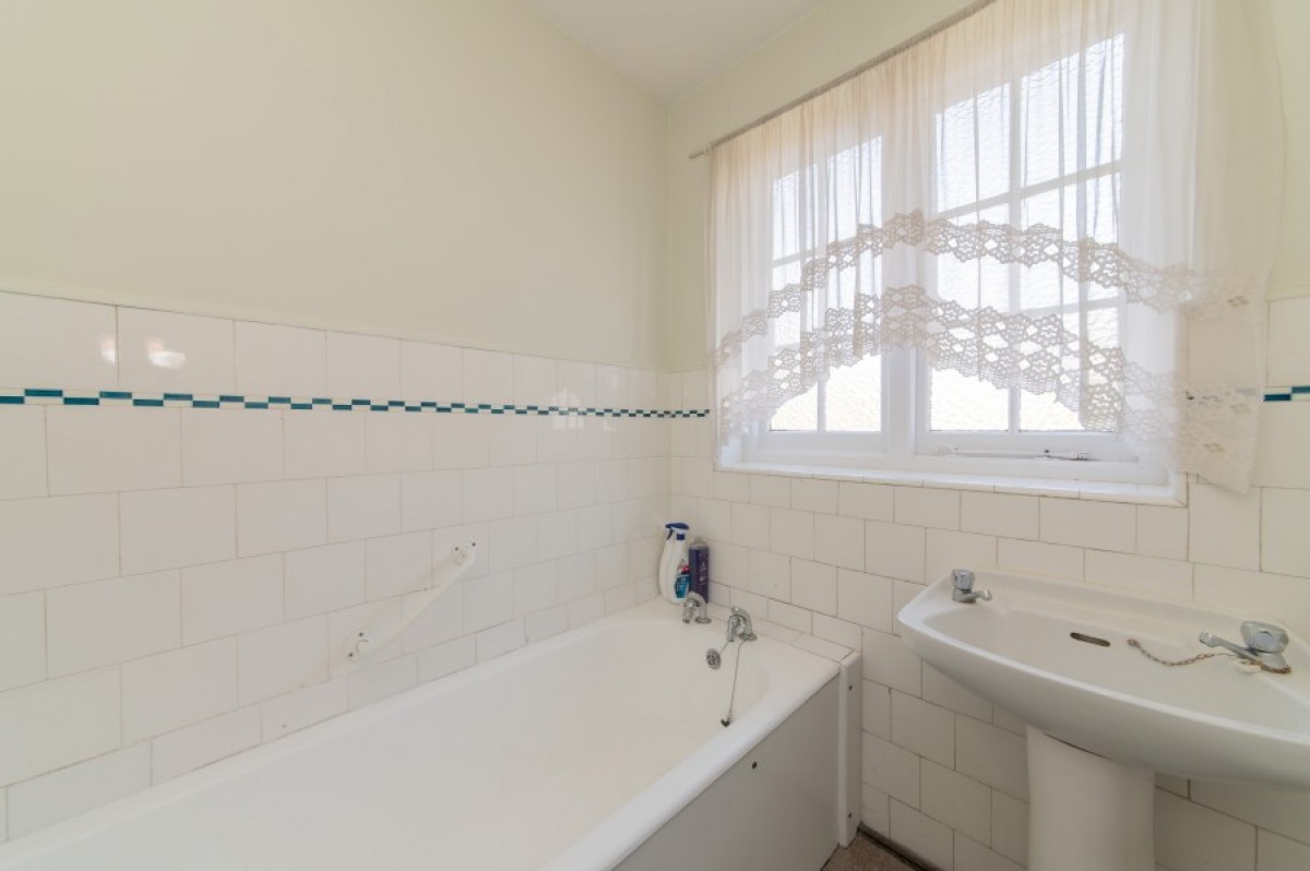 CADOGAN GARDENS, FINCHLEY, N3