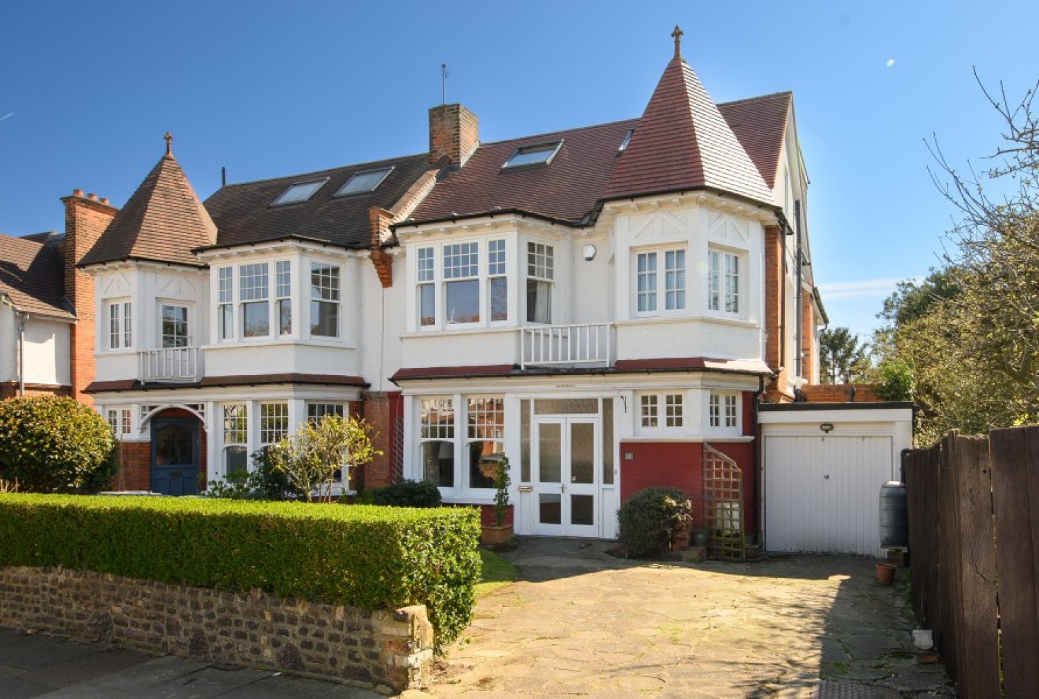 PARK CRESCENT, FINCHLEY, N3