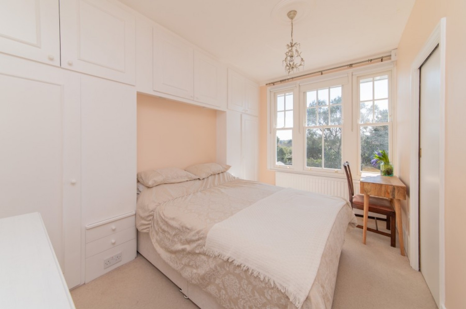 PARK CRESCENT, FINCHLEY, N3