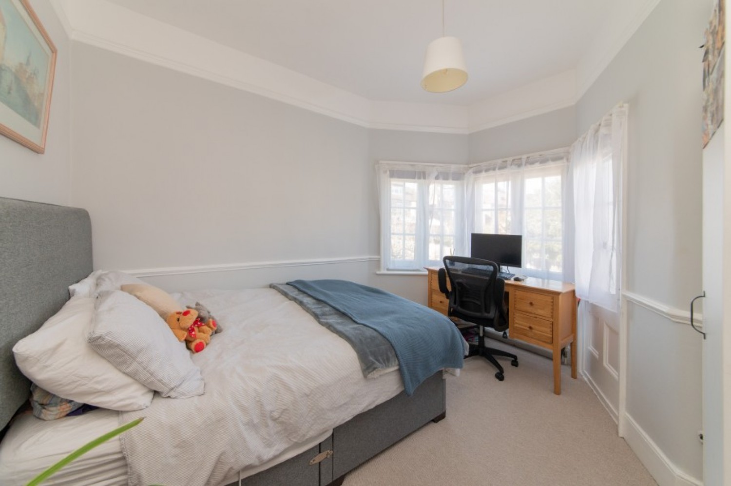 PARK CRESCENT, FINCHLEY, N3