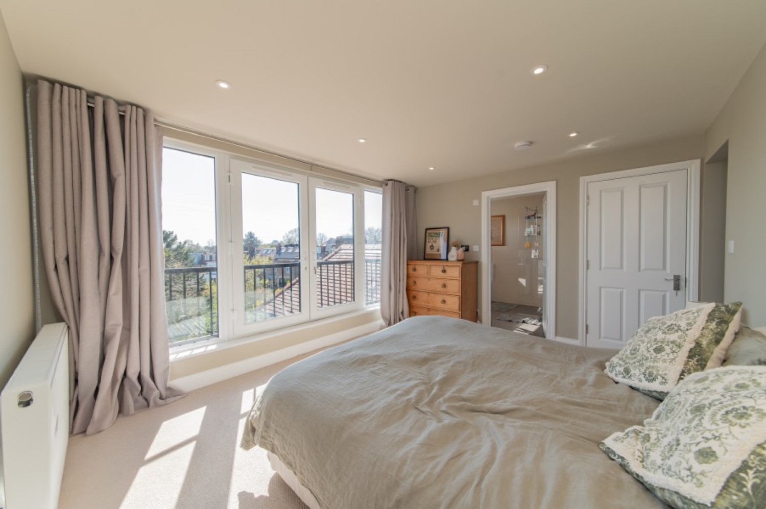 PARK CRESCENT, FINCHLEY, N3