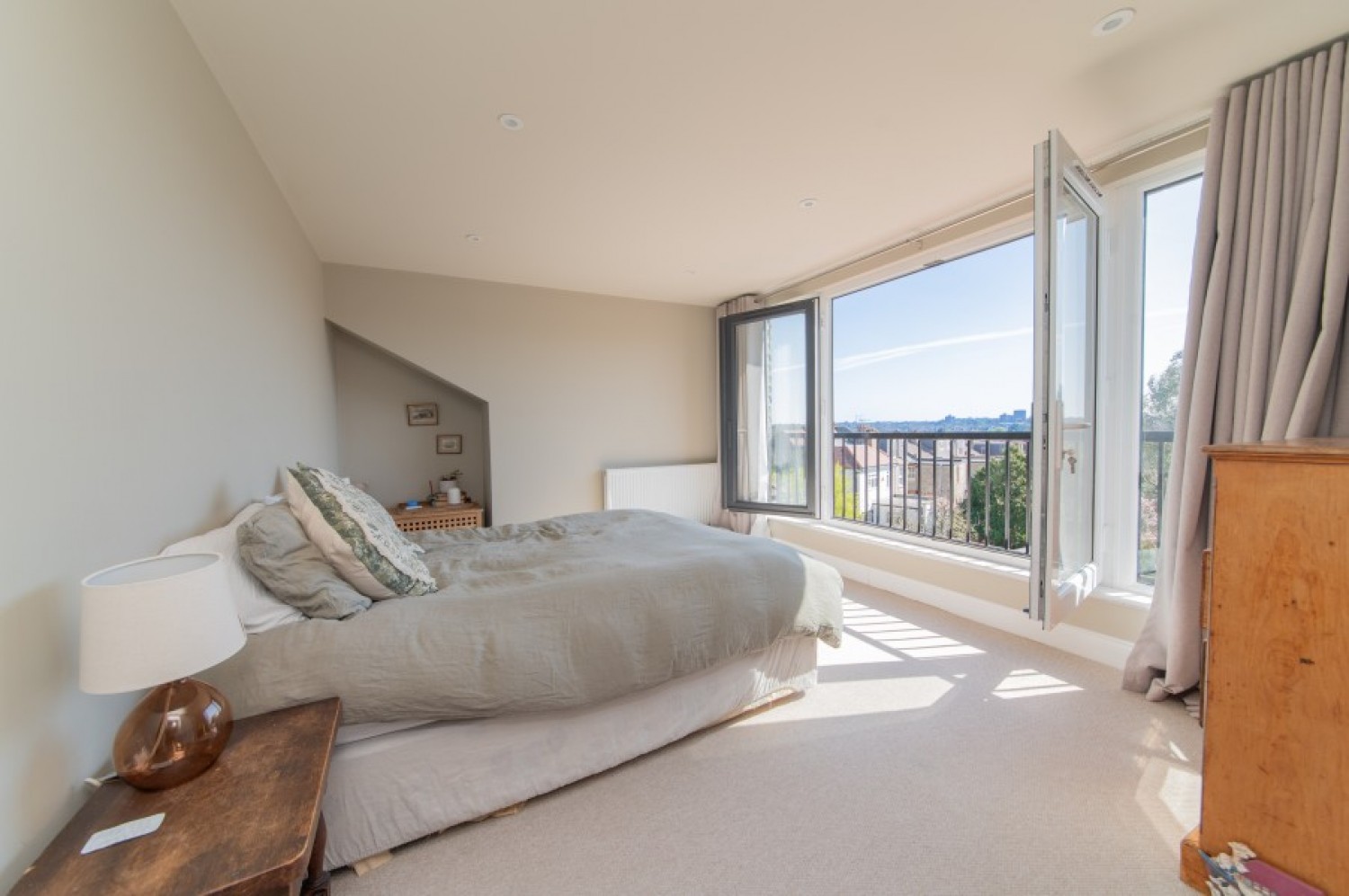 PARK CRESCENT, FINCHLEY, N3