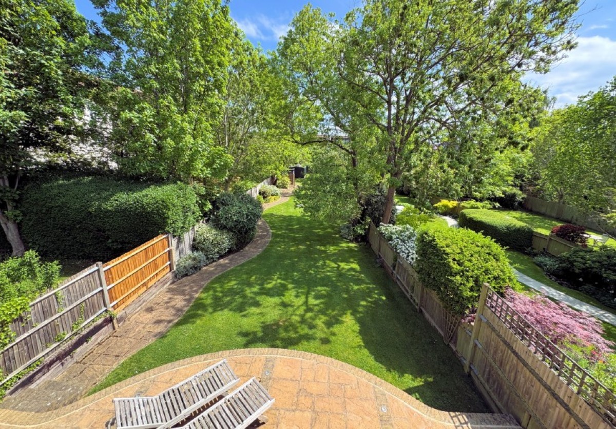 ETCHINGHAM PARK ROAD, FINCHLEY. N3