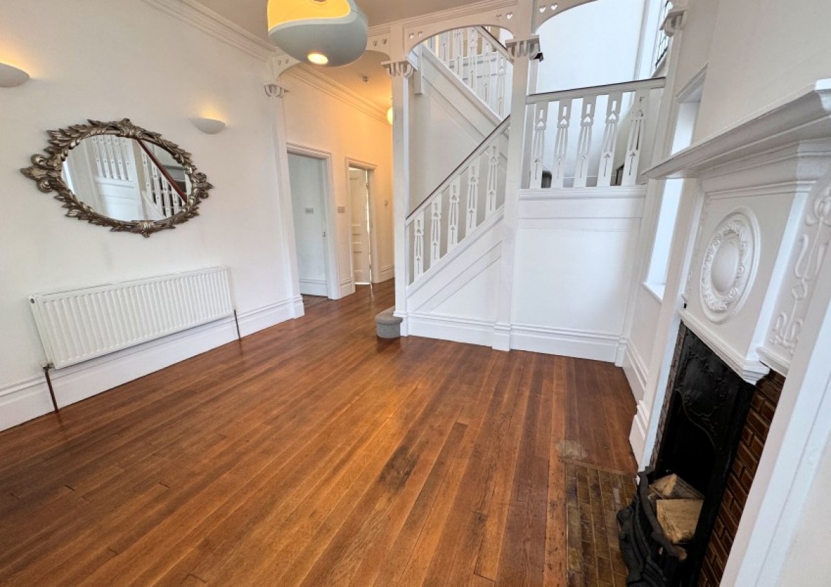 ETCHINGHAM PARK ROAD, FINCHLEY. N3